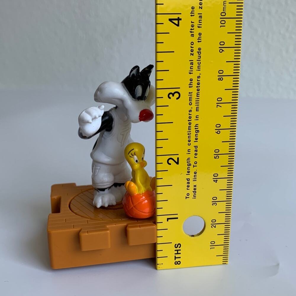NEW 1996 Space Jam Silvestre & Tweety - Picture 5 of 8